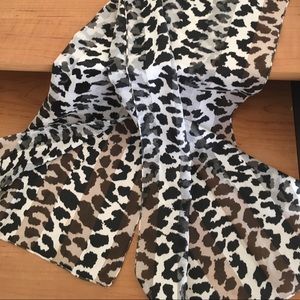 Black and gray cheetah scarf